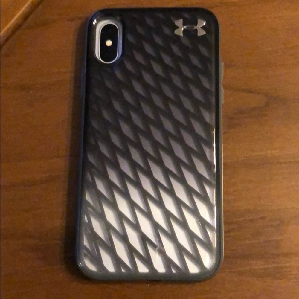 BNWT Under Armour iPhone X phone case.